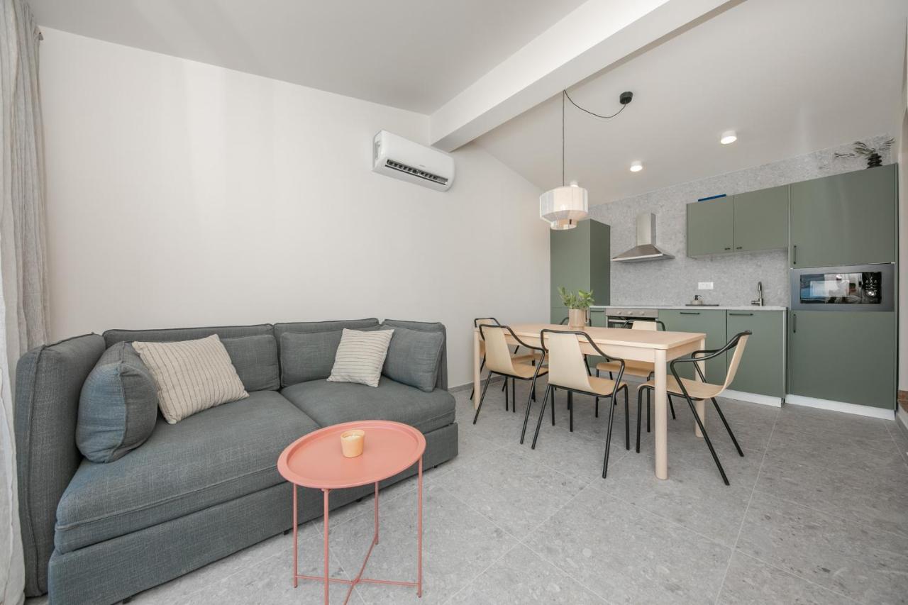 Apartments Sea Trogir Exterior photo