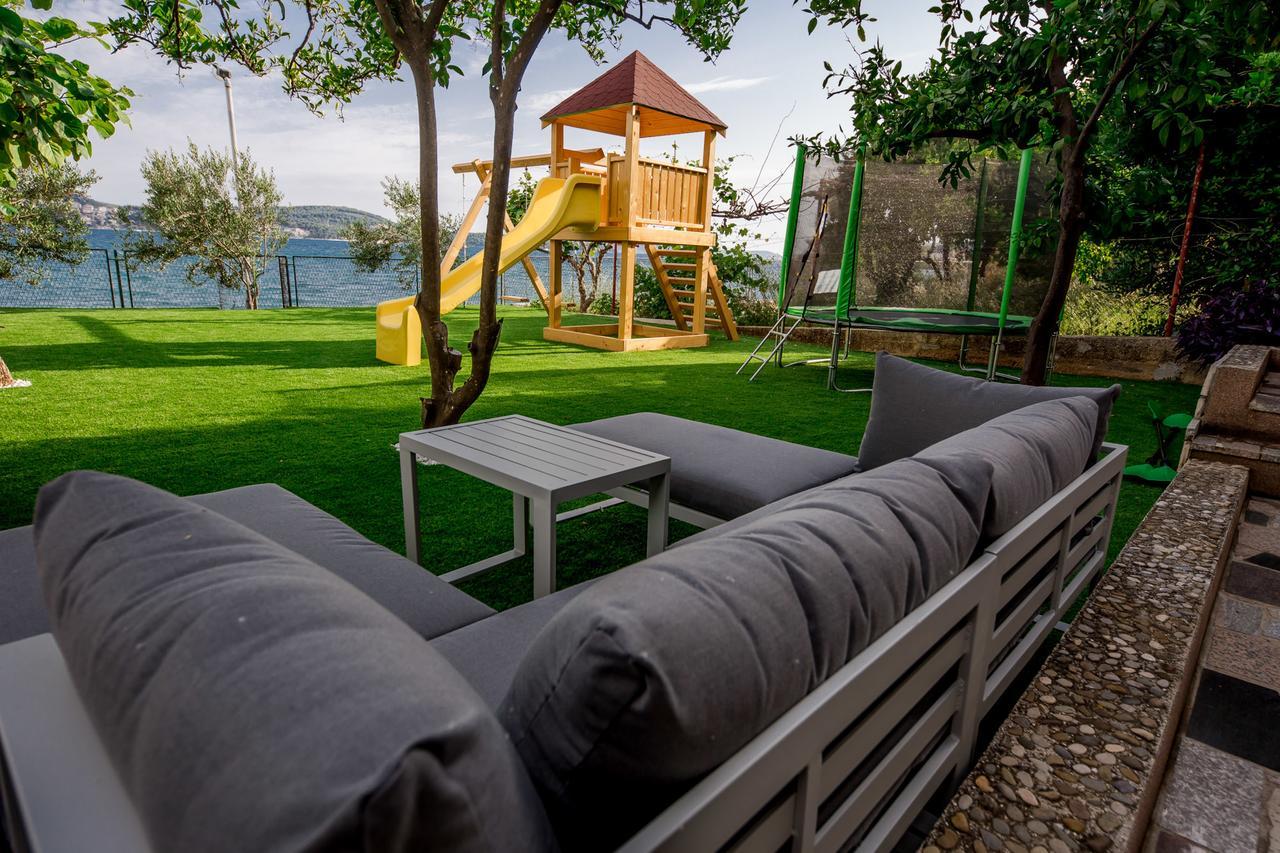 Apartments Sea Trogir Exterior photo