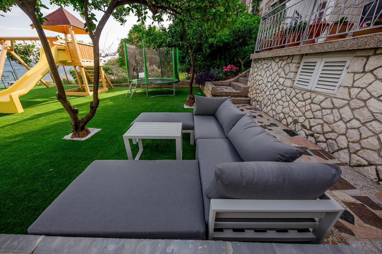Apartments Sea Trogir Exterior photo